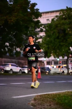 Runner Photo 4109813