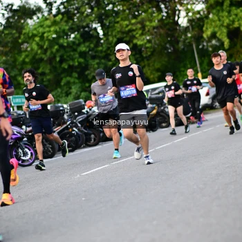 Runner Photo 4109814