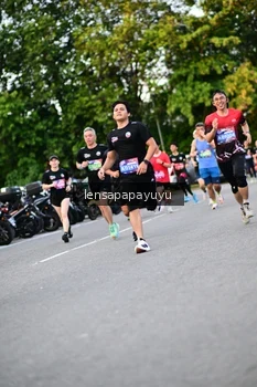 Runner Photo 4109837