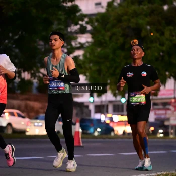 Runner Photo 4109840