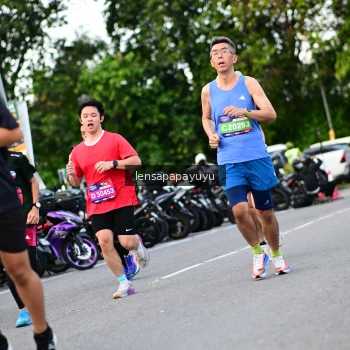 Runner Photo 4109870