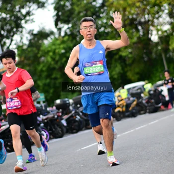 Runner Photo 4109873