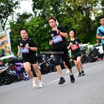 Runner Photo 4109893