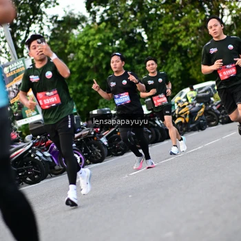 Runner Photo 4109942
