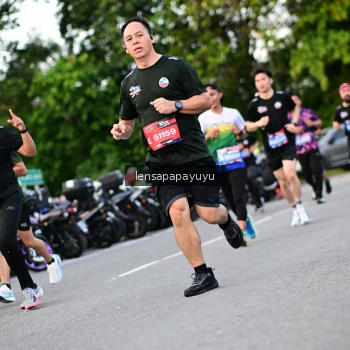 Runner Photo 4109951