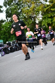 Runner Photo 4109959