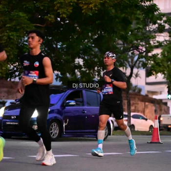 Runner Photo 4109973