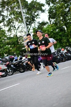Runner Photo 4110010
