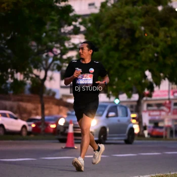 Runner Photo 4110023