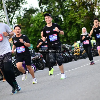 Runner Photo 4110024