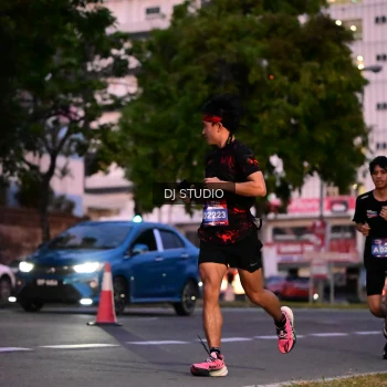 Runner Photo 4110080