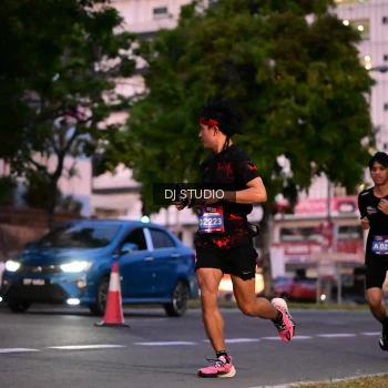 Runner Photo 4110081