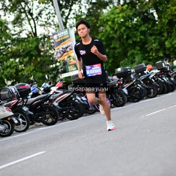 Runner Photo 4110084