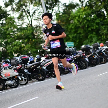 Runner Photo 4110094