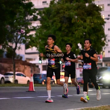 Runner Photo 4110114