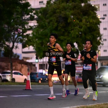 Runner Photo 4110117