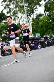 Runner Photo 4110136