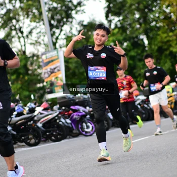 Runner Photo 4110141