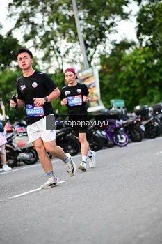 Runner Photo 4110144