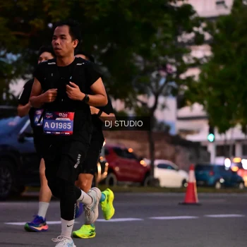 Runner Photo 4110170