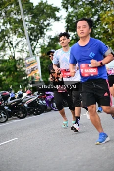 Runner Photo 4110183