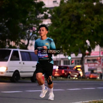 Runner Photo 4110190