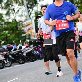 Runner Photo 4110192