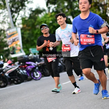 Runner Photo 4110195