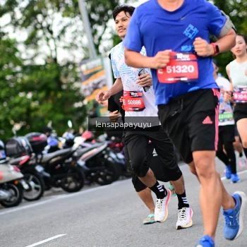 Runner Photo 4110201