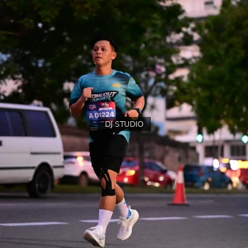 Runner Photo 4110211