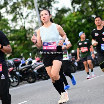 Runner Photo 4110215