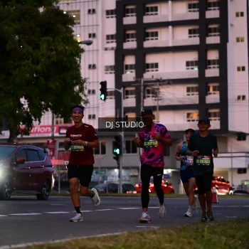Runner Photo 4110219