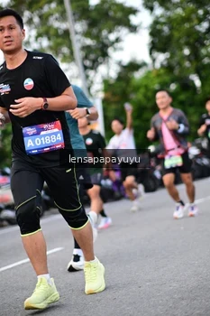 Runner Photo 4110246