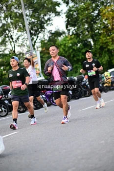 Runner Photo 4110252