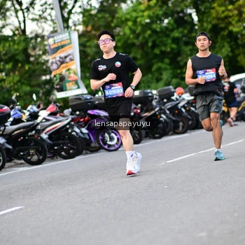 Runner Photo 4110296
