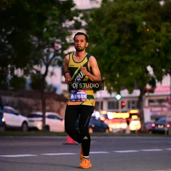 Runner Photo 4110311