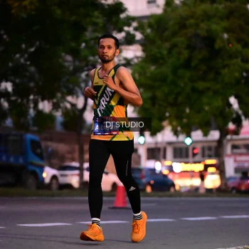 Runner Photo 4110319