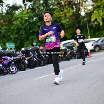 Runner Photo 4110324