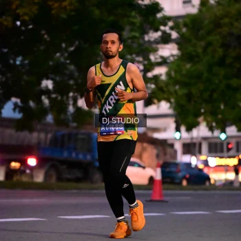 Runner Photo 4110332