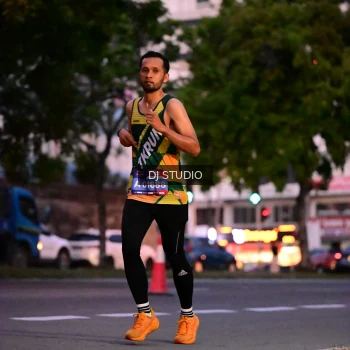 Runner Photo 4110336