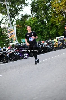 Runner Photo 4110346