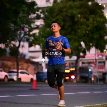 Runner Photo 4110350