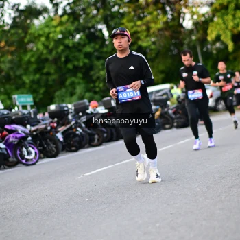 Runner Photo 4110366