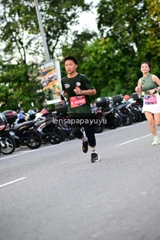Runner Photo 4110369