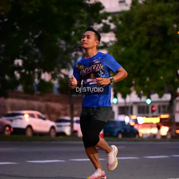 Runner Photo 4110374