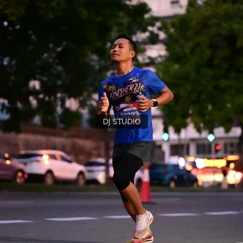 Runner Photo 4110377