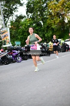 Runner Photo 4110378