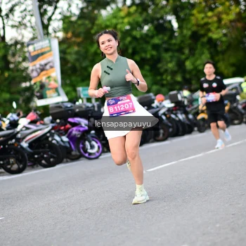 Runner Photo 4110391
