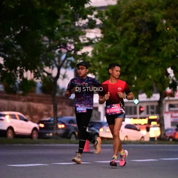 Runner Photo 4110397