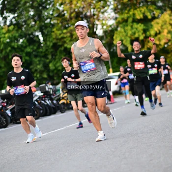Runner Photo 4110400